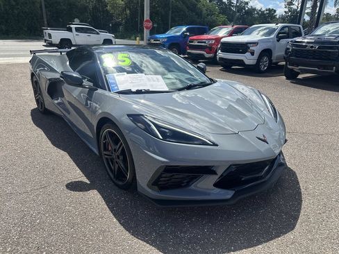 Used 2025 Chevrolet Corvette Stingray Premium Conv w/ Z51 Performance Package RWD image 10