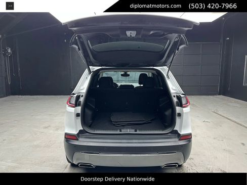 Used 2019 Jeep Cherokee Limited image 41