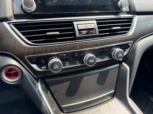 Used 2019 Honda Accord Touring image 20