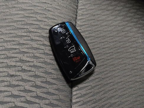 Used 2016 Hyundai Santa Fe Sport image 32