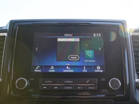 Used 2024 Nissan Frontier SV w/ Technology Package image 33