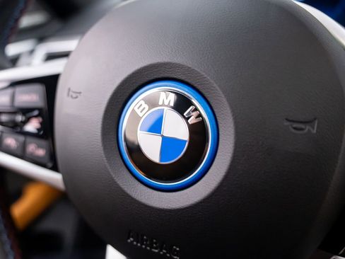 Used 2025 BMW i4 M50 AWD/4WD image 19