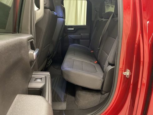 Used 2022 Chevrolet Silverado 2500 LT w/ Convenience Package image 16