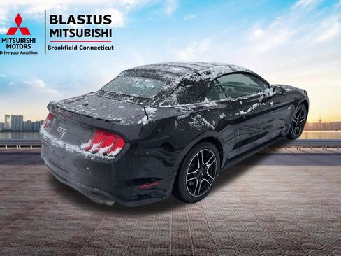 Used 2022 Ford Mustang GT Premium image 11