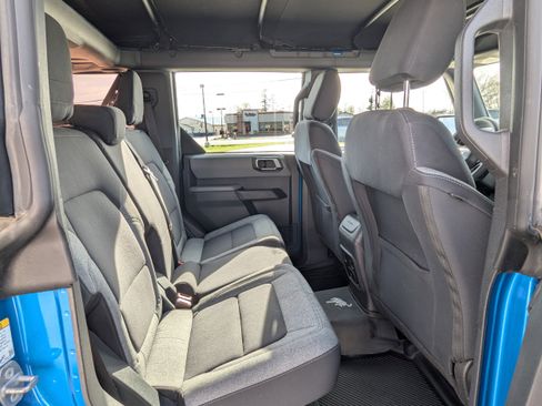 Used 2022 Ford Bronco 4-Door AWD/4WD image 5