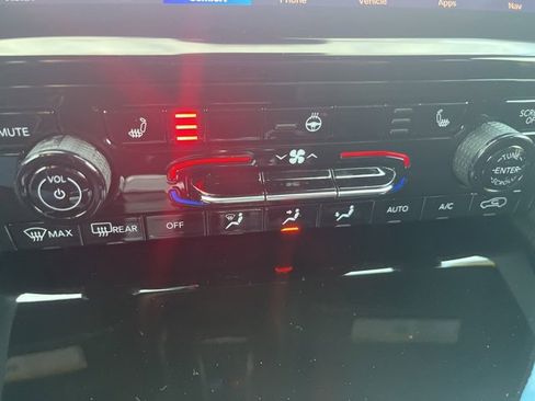 New 2025 Jeep Grand Cherokee Limited image 22