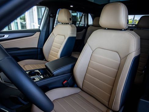 New 2026 Volkswagen Atlas Cross Sport SEL R-Line image 29