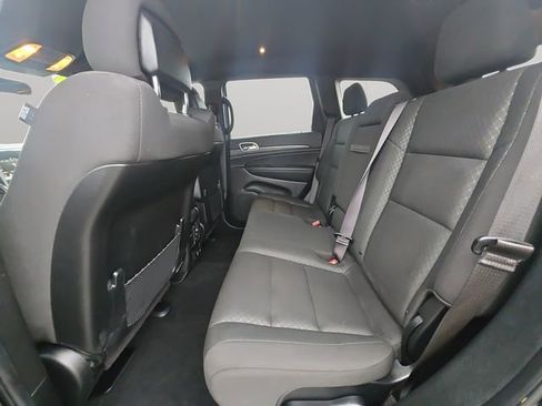 Used 2021 Jeep Grand Cherokee Laredo w/ Security & Convenience Group image 12