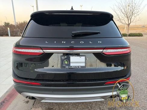 Used 2024 Lincoln Corsair AWD w/ Equipment Group 101A image 4