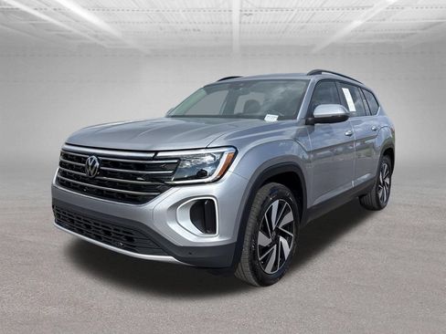 Used 2024 Volkswagen Atlas SE FWD image 1
