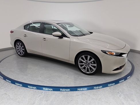 Used 2024 MAZDA MAZDA3 s FWD image 4