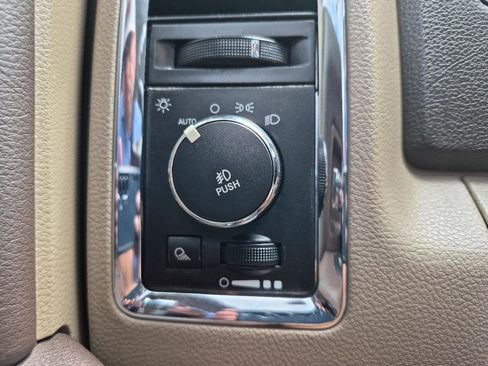 Used 2012 RAM 1500 Laramie w/ Protection Group AWD/4WD image 17