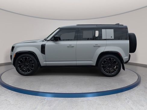 New 2026 Land Rover Defender 110 OCTA AWD/4WD image 8