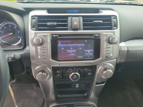 Used 2016 Toyota 4Runner SR5 RWD image 25
