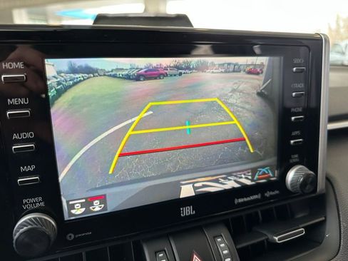 Used 2019 Toyota RAV4 Limited image 28