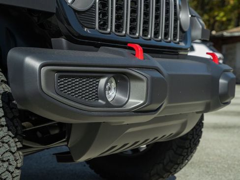 New 2025 Jeep Wrangler Rubicon w/ Convenience Group image 10