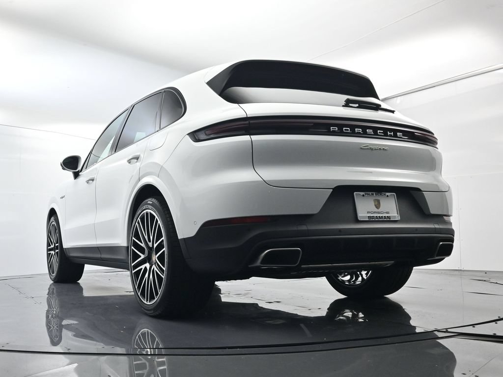 Certified 2026 Porsche Cayenne E-Hybrid AWD/4WD image 46