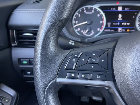 Used 2024 Nissan Sentra SV FWD image 35