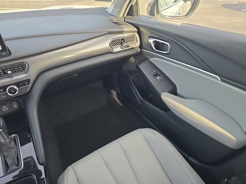 Used 2024 Acura Integra image 12