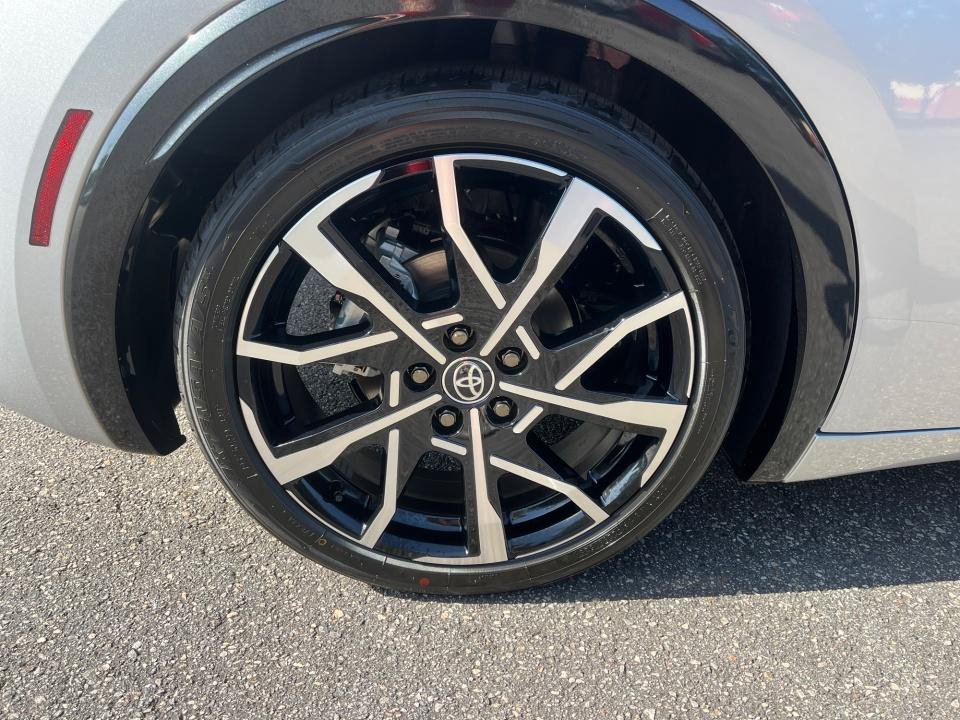 New 2026 Toyota Prius Plug-In Hybrid FWD image 20
