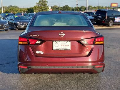 Used 2025 Nissan Altima 2.5 SV
