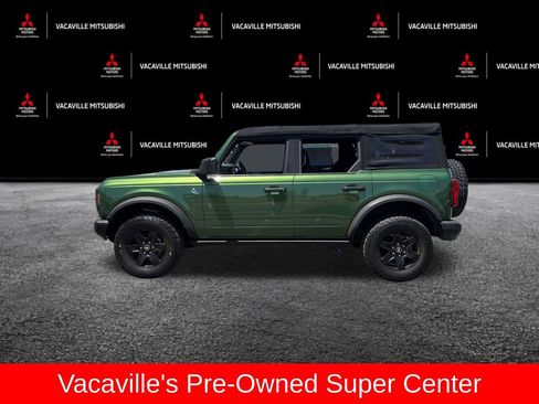 Used 2022 Ford Bronco Black Diamond AWD/4WD image 3
