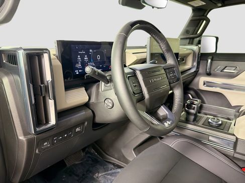 Used 2026 GMC Hummer EV SUV AWD/4WD image 9