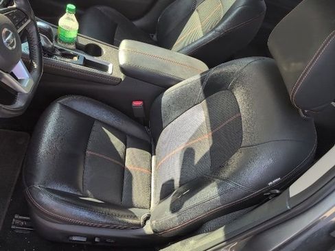 Used 2020 Nissan Altima 2.5 SR w/ Premium Package image 21