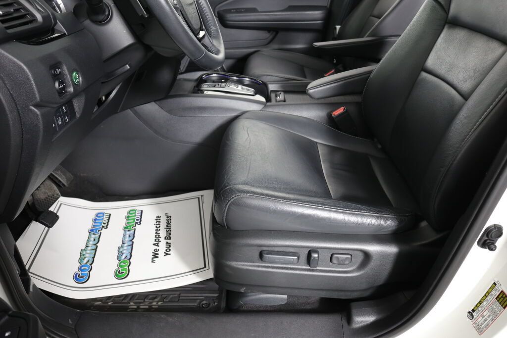 Used 2017 Honda Pilot Touring image 13