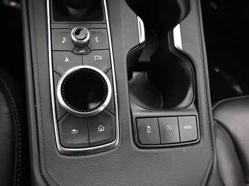 Used 2024 Cadillac XT4 Luxury w/ Cold Weather Package image 28