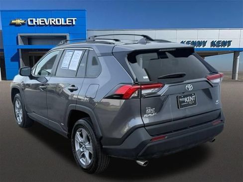 Used 2025 Toyota RAV4 LE AWD/4WD image 28