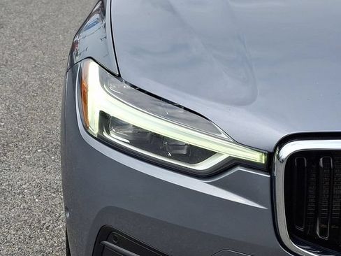 Used 2019 Volvo XC60 T6 Momentum w/ Protection Package Premier AWD/4WD image 9