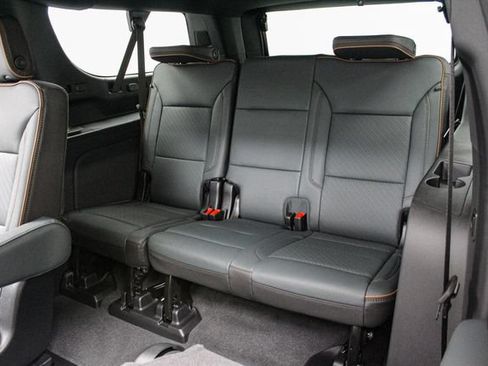 New 2026 GMC Yukon XL AT4 w/ AT4 Premium Plus Package AWD/4WD image 28