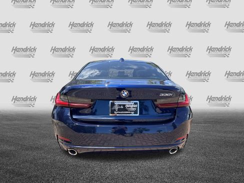 Used 2025 BMW 330i Sedan w/ Premium Package RWD image 8