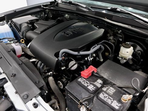 Used 2023 Toyota Tacoma SR image 14