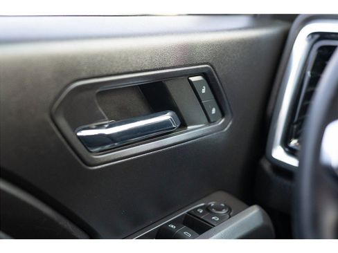 Used 2023 GMC Canyon Elevation w/ Convenience Package RWD image 8
