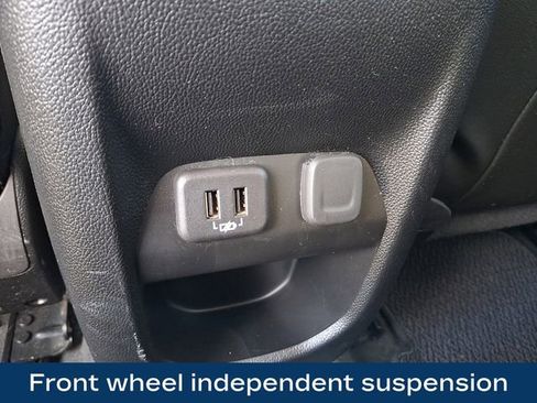 Used 2021 GMC Canyon Denali image 15