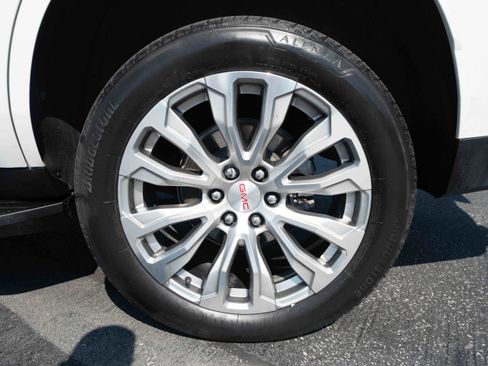 Used 2023 GMC Yukon Denali w/ Max Trailering Package AWD/4WD image 29