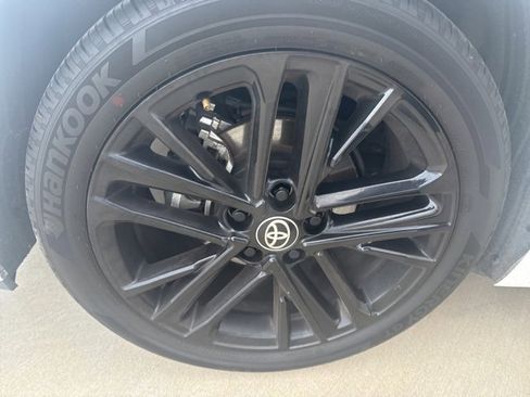 Used 2025 Toyota Camry SE image 20