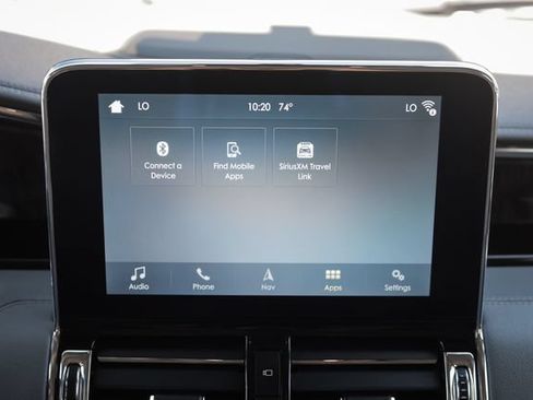 Used 2018 Lincoln Navigator L Select w/ Technology Package AWD/4WD image 35
