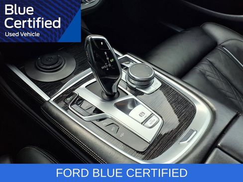 Used 2021 BMW 740i w/ M Sport Package RWD image 23