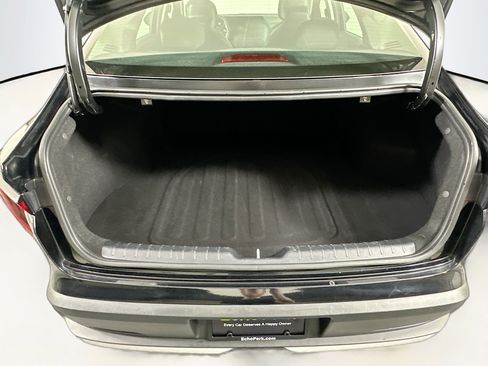 Used 2025 Kia K4 LXS image 27