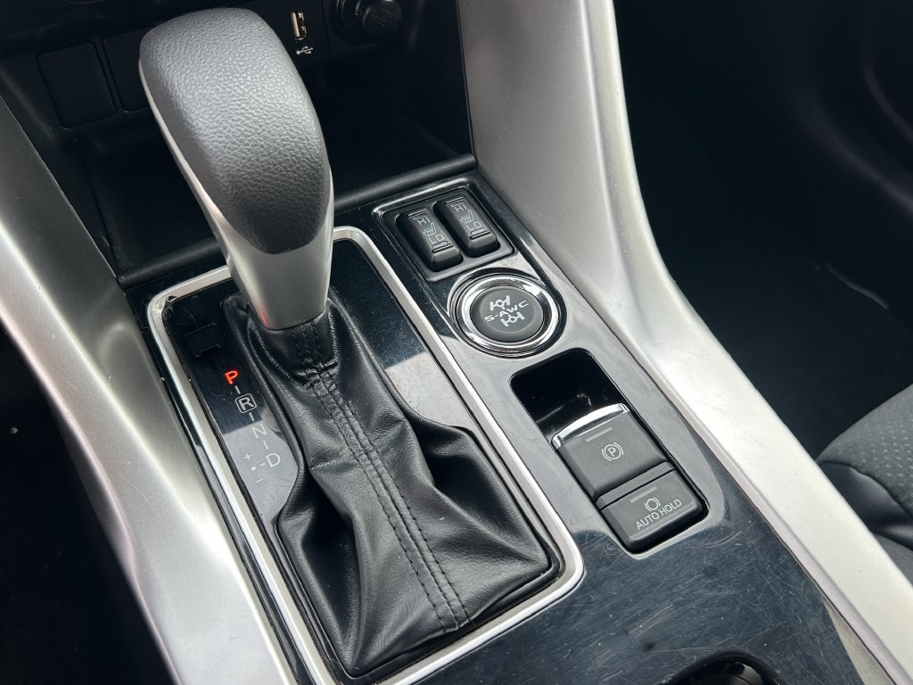 Used 2023 Mitsubishi Eclipse Cross AWD image 16