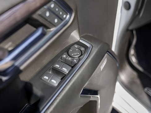 Used 2024 Chevrolet Silverado 2500 LTZ w/ LTZ Plus Package image 22