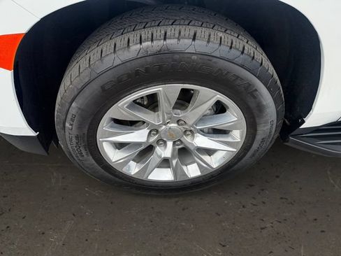 Used 2024 Chevrolet Tahoe Premier AWD/4WD image 9