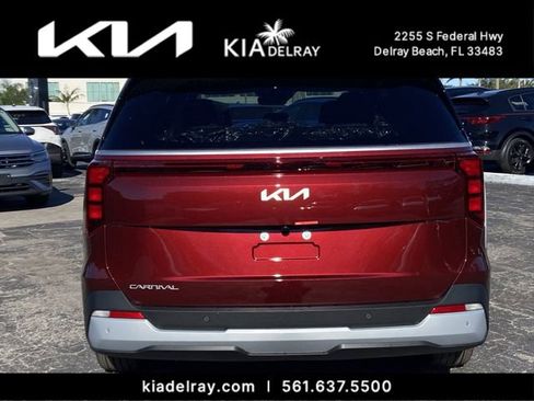 New 2026 Kia Carnival EX image 4