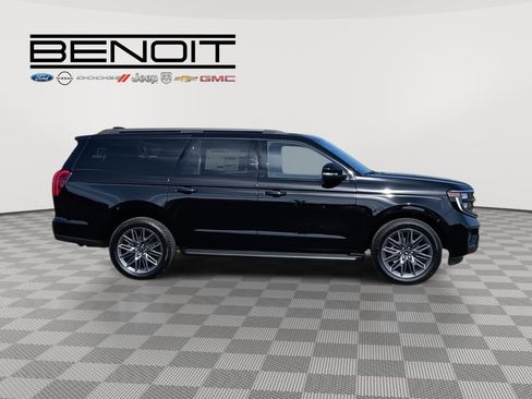 New 2026 Ford Expedition Max Platinum image 4