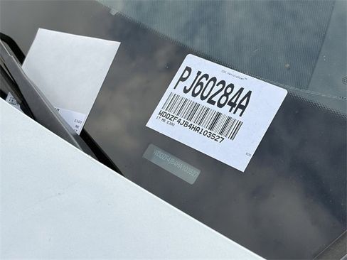 Used 2017 Mercedes-Benz E 300 image 11