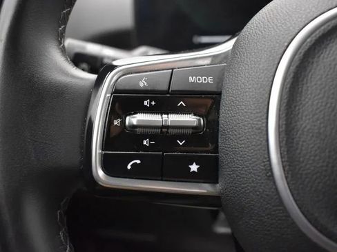 Used 2024 Kia Sorento S FWD image 24