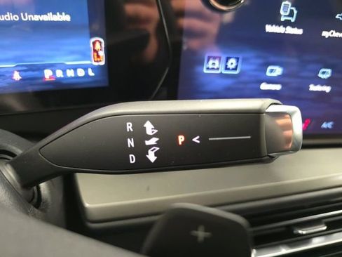 New 2026 Chevrolet Traverse LT image 15